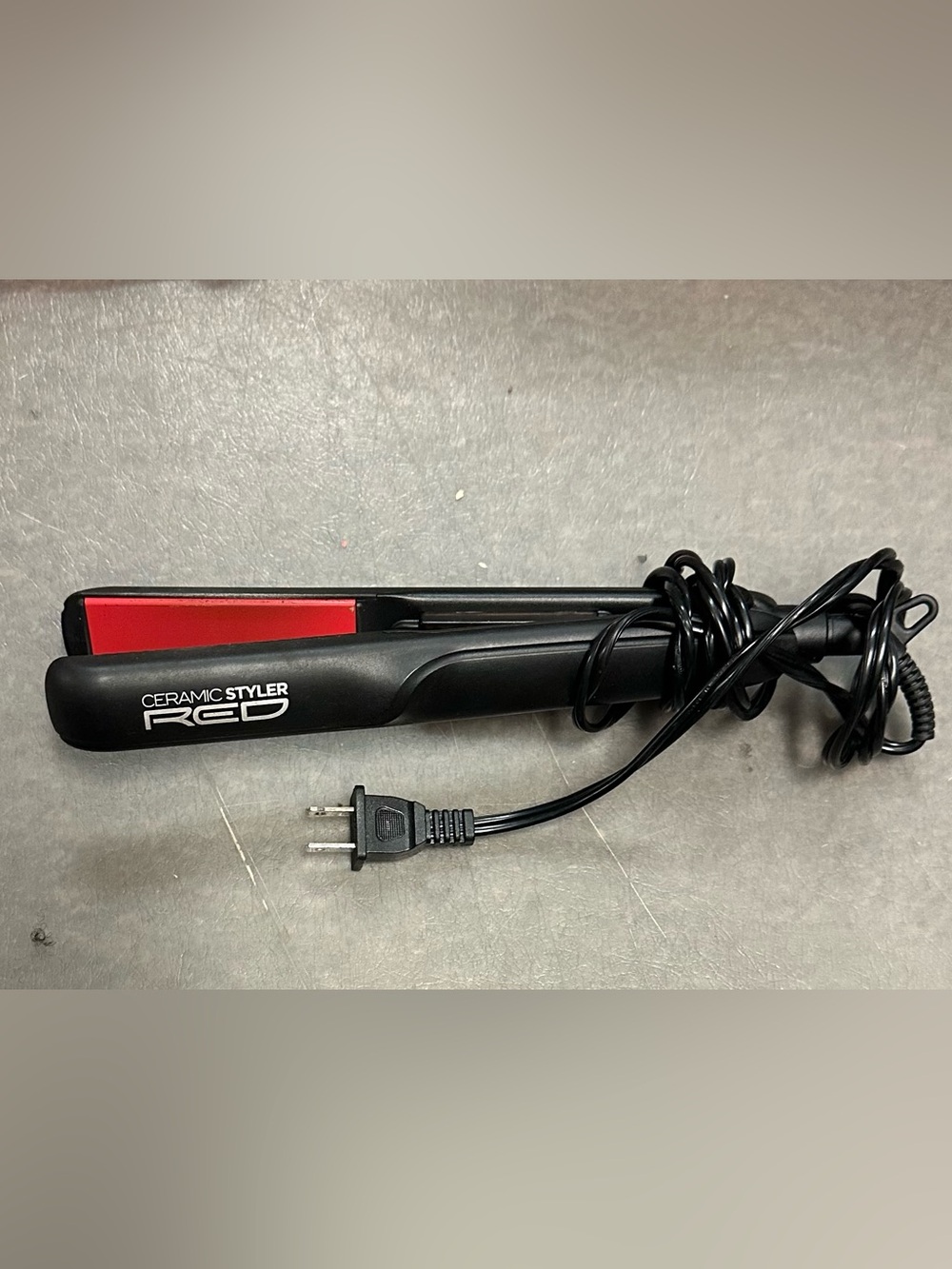 Ceramic Styler Red Flat Iron - Black with Red Plates